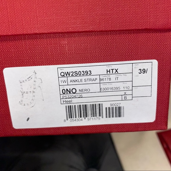 New Size 39.5 Valentino Garavani Rockstud Black Leather Pumps - Picture 10 of 10